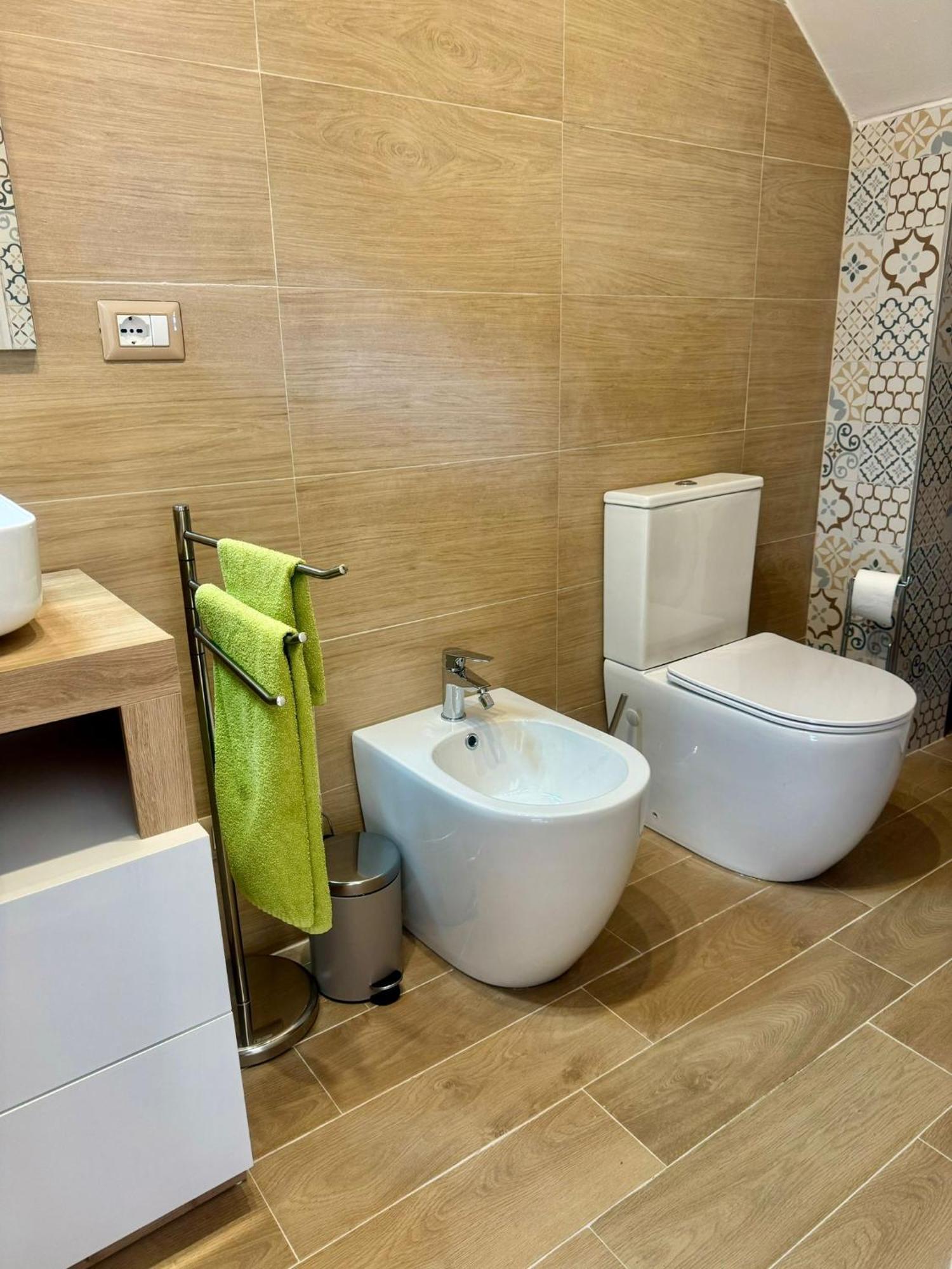 Sunrise Home Летояни Екстериор снимка